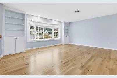 56 Sherwood Hill Dr, Holden, MA 01520 - Photo 5