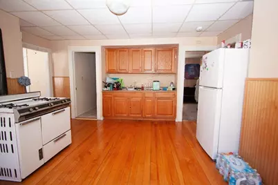 8 Fern, Worcester, MA 01610 - Photo 3
