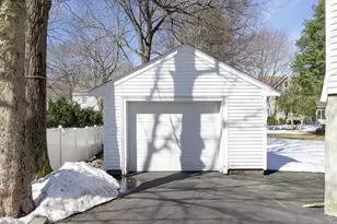 60 High St, Needham, MA 02494 - Photo 31