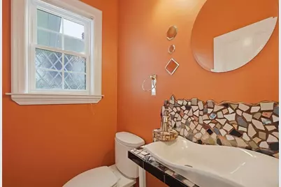 43 Leonard St, Waltham, MA 02451 - Photo 15