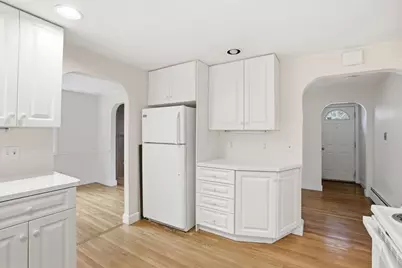 8 Ledgewood Drive, Canton, MA 02021 - Photo 5