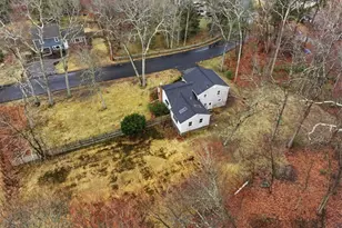 8 Ledgewood Dr, Canton, MA 02021 - Photo 33