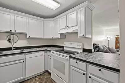 685 Oak Street #27-12, Brockton, MA 02301 - Photo 7