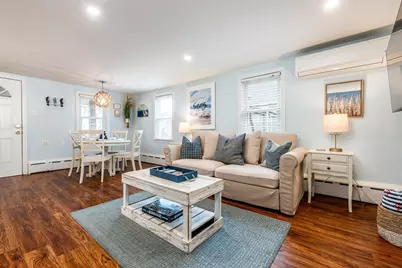 8 Quinsigamond Ave, Falmouth, MA 02540 - Photo 7