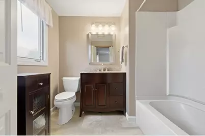 281 Boylston St #D, Lowell, MA 01852 - Photo 13