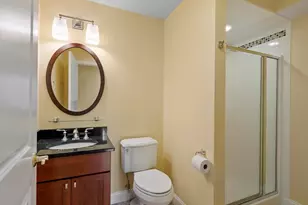 42 Seven Springs Ln, Burlington, MA 01803 - Photo 33