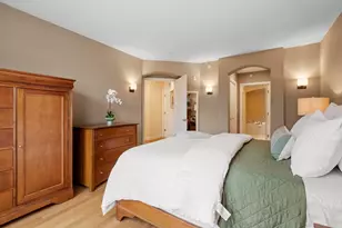 42 Seven Springs Ln, Burlington, MA 01803 - Photo 11