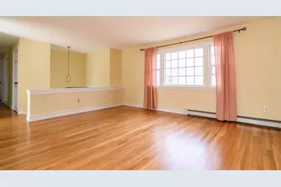 7 Gregory Lane, Wayland, MA 01778 - Photo 3