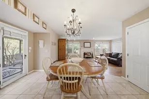 157 Rolling Meadow Dr, Holliston, MA 01746 - Photo 9