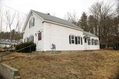 250 Ashburnham St, Fitchburg, MA 01420 - Photo 3