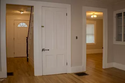 250 Ashburnham St, Fitchburg, MA 01420 - Photo 11