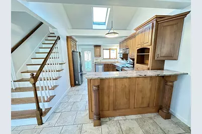 24 Hemlock Dr, Natick, MA 01760 - Photo 5