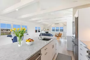 26 Union Ct, Tisbury, MA 02568 - Photo 7