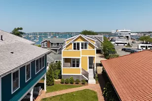 26 Union Ct, Tisbury, MA 02568 - Photo 3