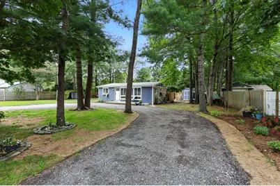 38 Lakeside Dr, Barnstable, MA 02648 - Photo 3