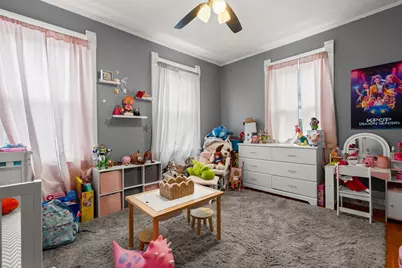 77 Dartmouth St, New Bedford, MA 02740 - Photo 11