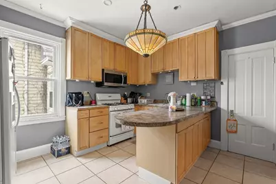 77 Dartmouth St, New Bedford, MA 02740 - Photo 17