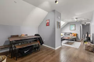 77 Dartmouth St, New Bedford, MA 02740 - Photo 9