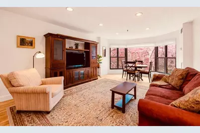 16 Harcourt St #3D, Boston, MA 02116 - Photo 3