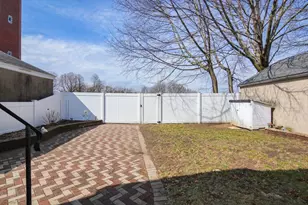 10 Yale St, Lawrence, MA 01841 - Photo 31