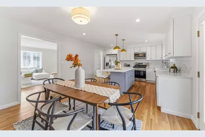 51 Cross St, Randolph, MA 02368 - Photo 9