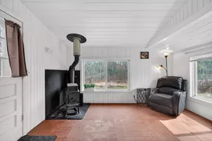 199 Haverhill St, North Reading, MA 01864 - Photo 15