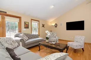 9 Jamie Way, Tyngsborough, MA 01879 - Photo 9