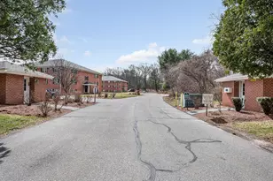 18 Leonard Rd, Boxborough, MA 01719 - Photo 15