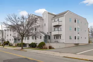 624 Boston Ave, Medford, MA 02155 - Photo 1