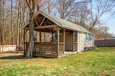 111 Hogg Memorial Drive, Whitman, MA 02382 - Photo 23