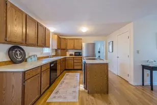 10 Pine Brook Dr, Kingston, MA 02364 - Photo 3