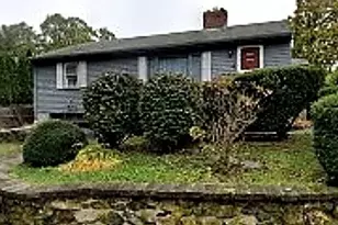 2 Savin Rd, Wakefield, MA 01880 - Photo 1