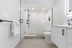 230 Friend St, Boston, MA 02114 - Photo 17
