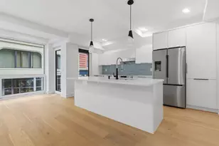 230 Friend St, Boston, MA 02114 - Photo 11