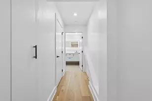 230 Friend St, Boston, MA 02114 - Photo 23