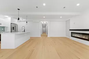 230 Friend St, Boston, MA 02114 - Photo 19