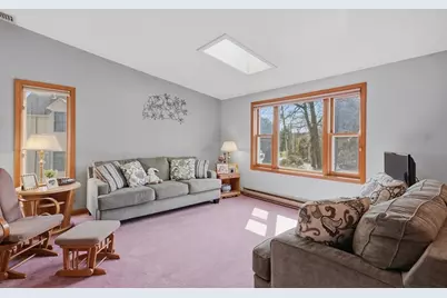 10 Lee Avenue, Burlington, MA 01803 - Photo 5