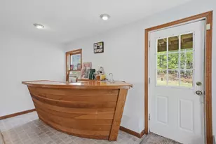 10 Lee Ave, Burlington, MA 01803 - Photo 29