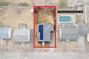 19 Rowena St, Worcester, MA 01606 - Photo 9