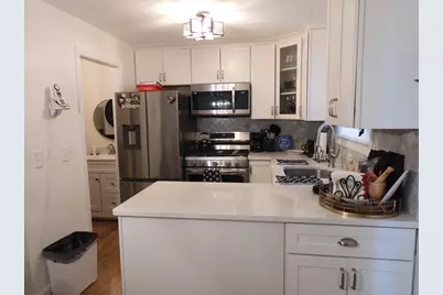 945 Riverside Dr #5B, Methuen, MA 01844 - Photo 9