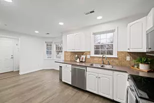 24 Pelican Dr, Walpole, MA 02081 - Photo 11