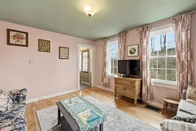 118 N Leverett Rd, Leverett, MA 01054 - Photo 5