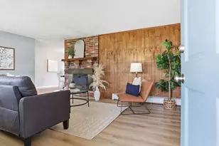 24 Clarissa Rd, Chelmsford, MA 01824 - Photo 3