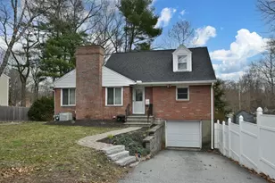 157 Pearl St, Reading, MA 01867 - Photo 1