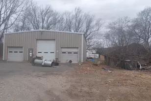 46 Gile St, Haverhill, MA 01830 - Photo 5