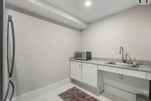 76 Court St, Plymouth, MA 02360 - Photo 25