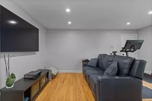 34 Washington St, Boston, MA 02129 - Photo 17