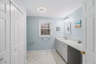 380 Richardson Road, Dracut, MA 01826 - Photo 11