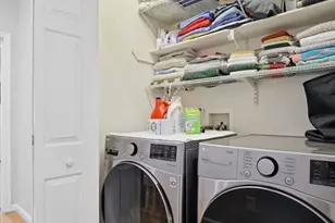 894 Main St, Wakefield, MA 01880 - Photo 23