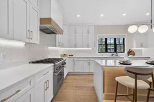 71 Cloverdale Rd, Newton, MA 02461 - Photo 5